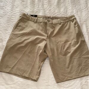 BNWT Hang Ten Men's Tan Hybrid Shorts